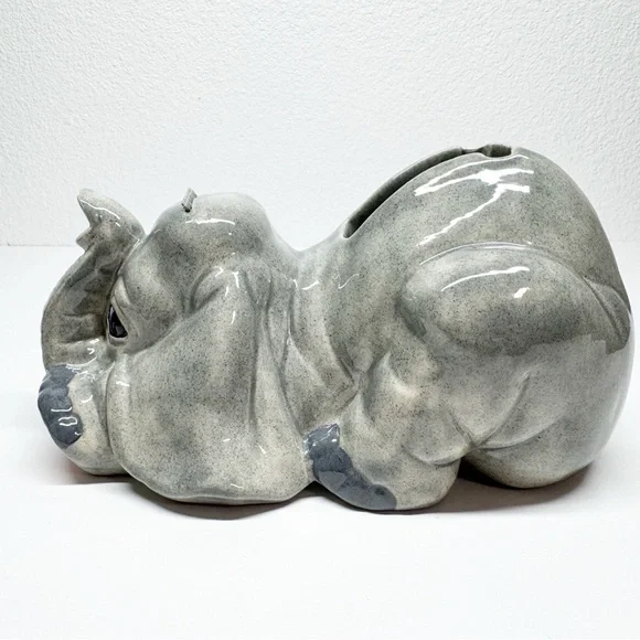 Vintage 80s Hand Painted Ceramic Elephant Tape Dispenser - Picture 6 of 11